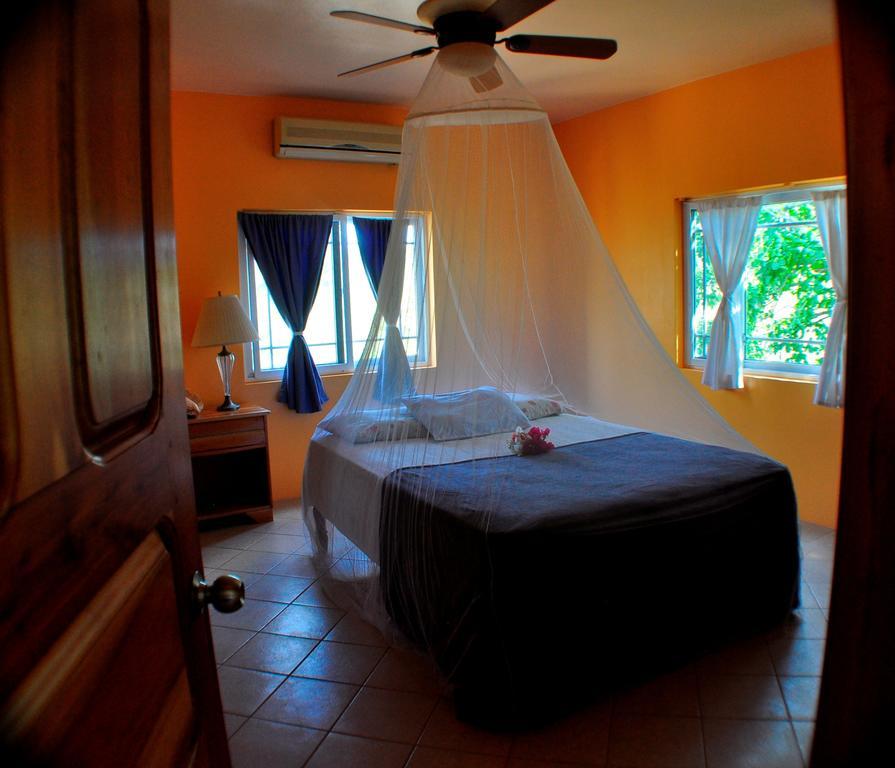 Jah Freedom Hotel Negril Exterior photo