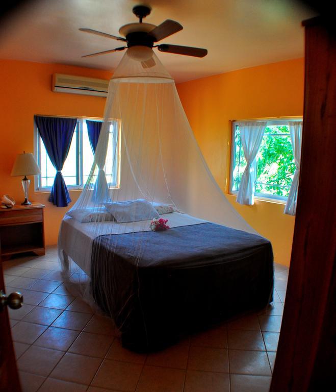 Jah Freedom Hotel Negril Exterior photo